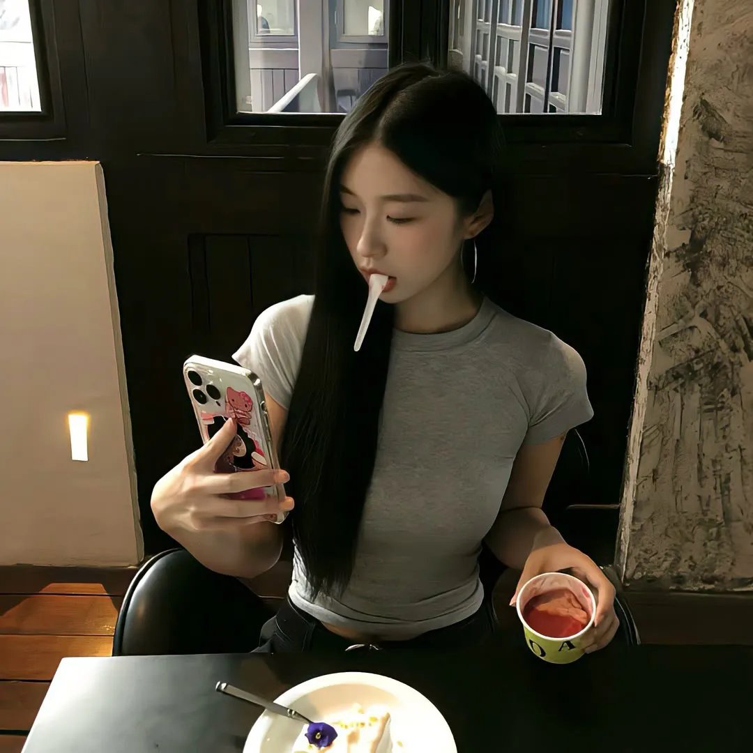 左轮手枪莉莉